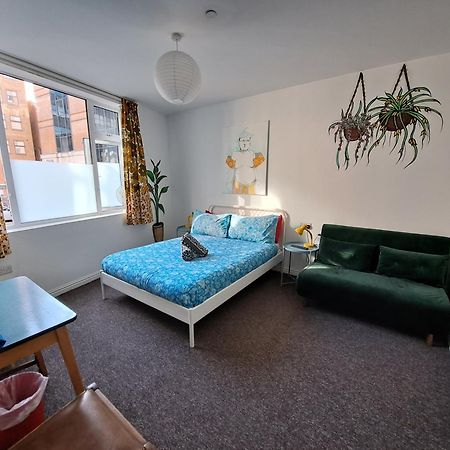 Igloo Hybrid Hostel Nottingham Luaran gambar